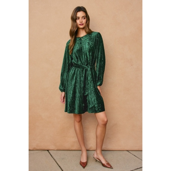 Emerald Velvet High Scoop Neck Sash Belt Cocktail Holiday Party Dress - Picture 3 of 6